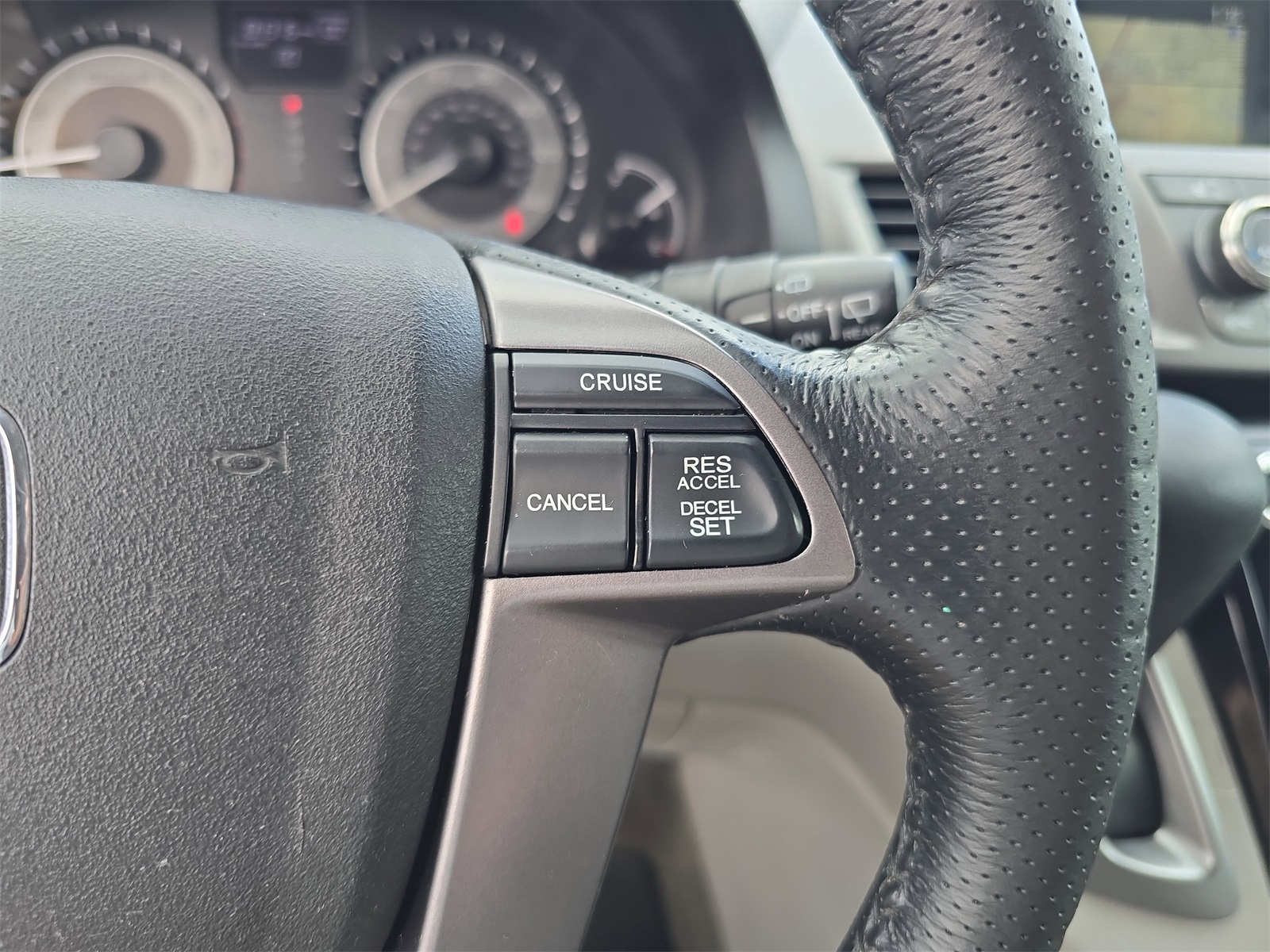 2015 Honda Odyssey EX-L photo 21