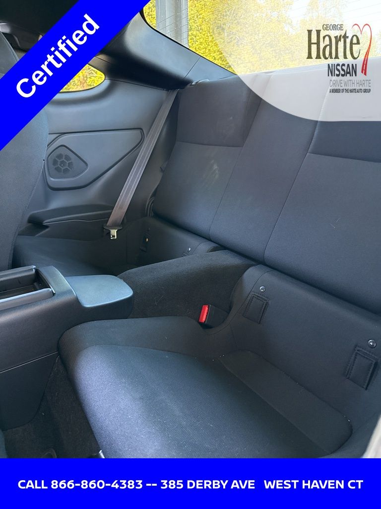 2023 Toyota GR86 Base photo 7