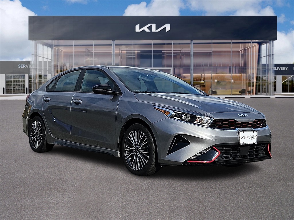 2023 Kia Forte GT-Line's photo