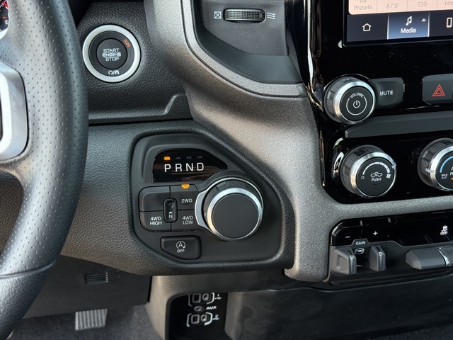 2025 Ram 1500 Tradesman photo 20