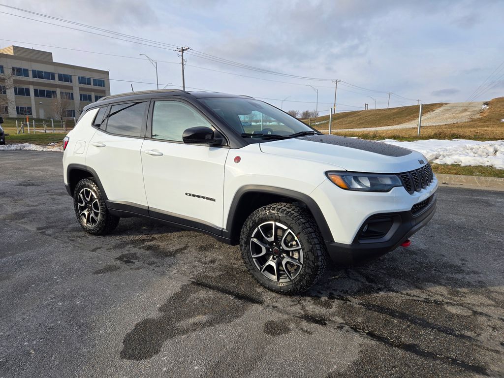 2026 Jeep Compass Trailhawk's photo