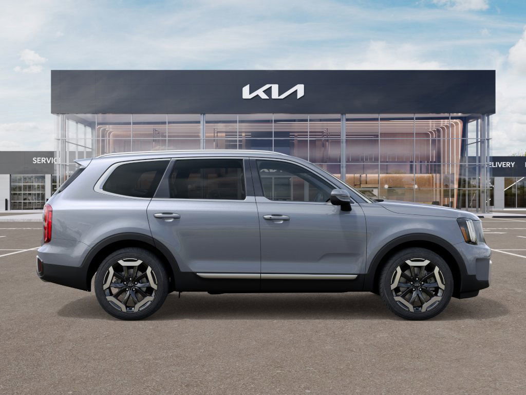 2025 Kia Telluride S photo 2