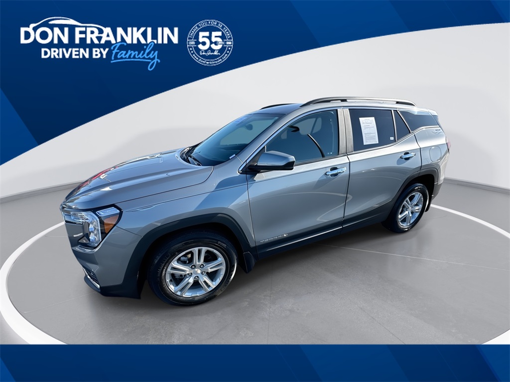 2023 GMC Terrain SLE's photo