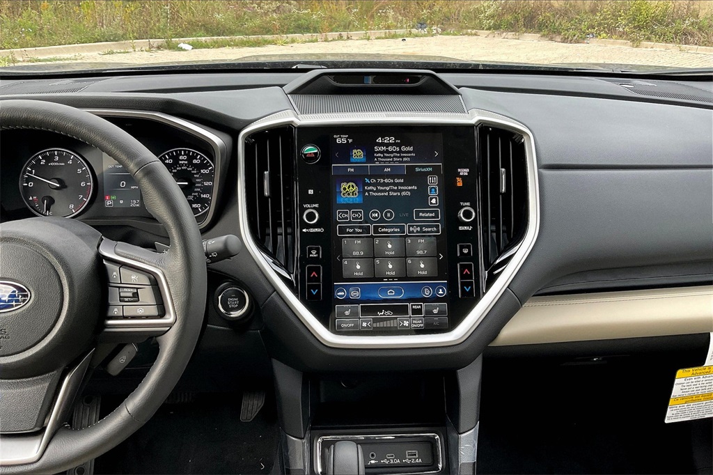 2025 Subaru Ascent Limited photo 4