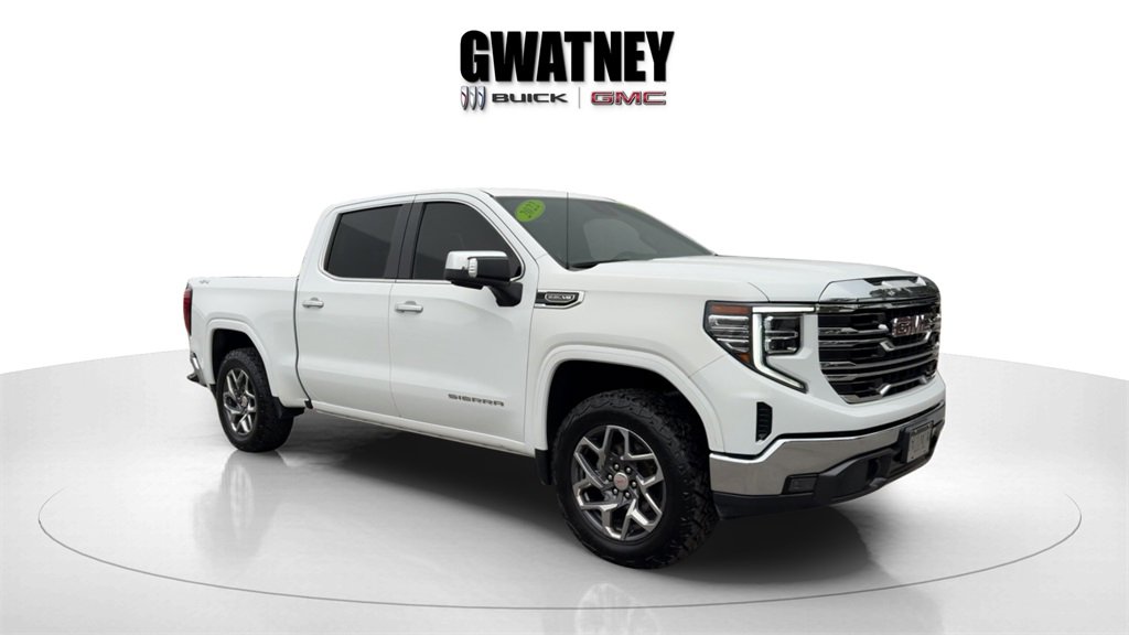 2022 GMC Sierra SLT's photo