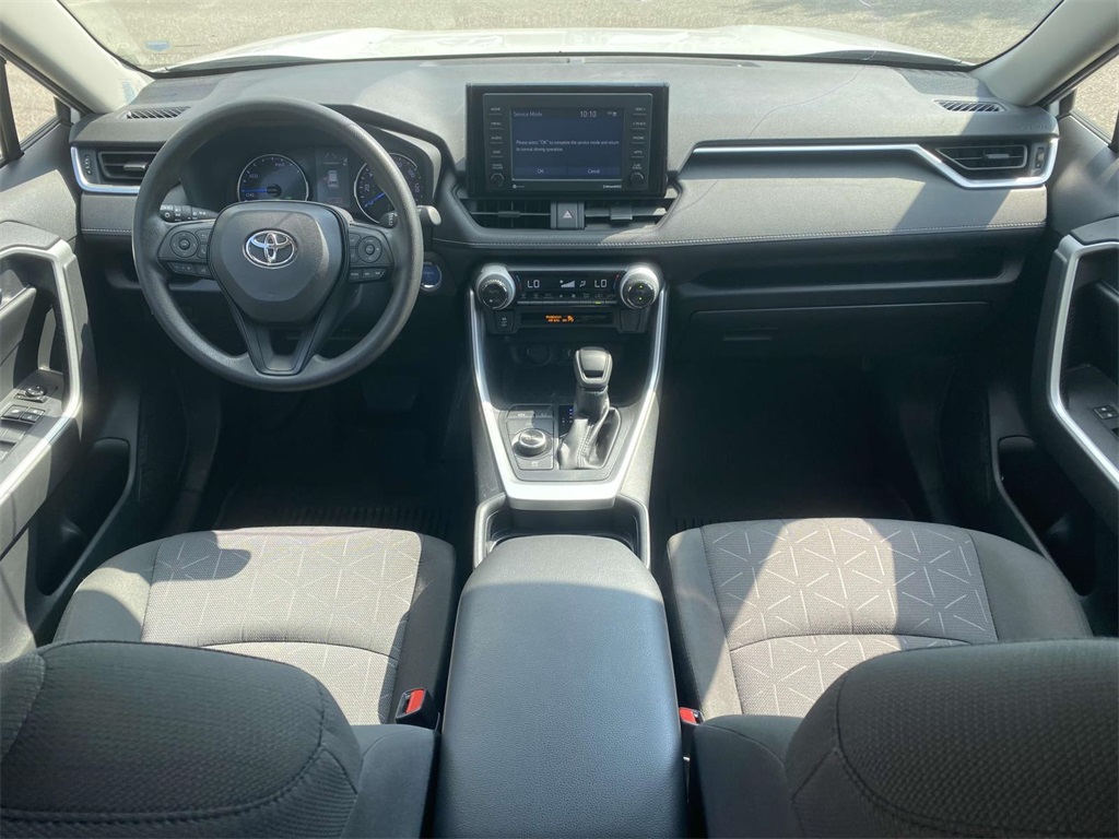 2021 Toyota RAV4 Hybrid XLE photo 9