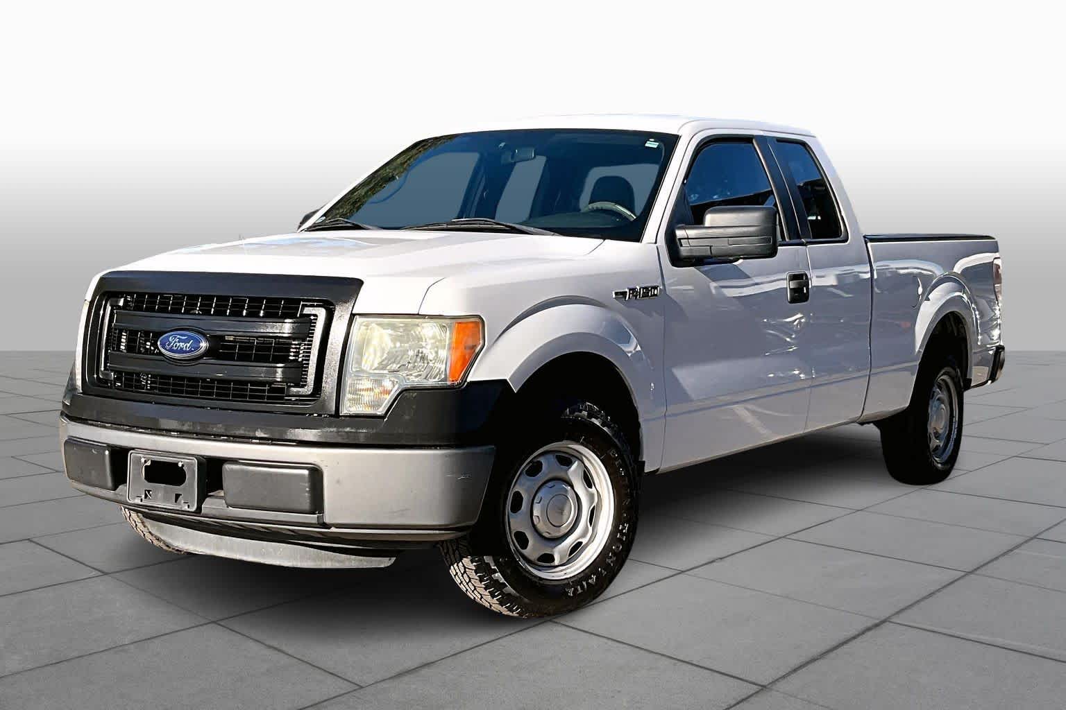 2014 Ford F-150 XL's photo