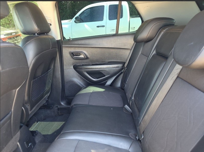 2021 Chevrolet Trax LT photo 13