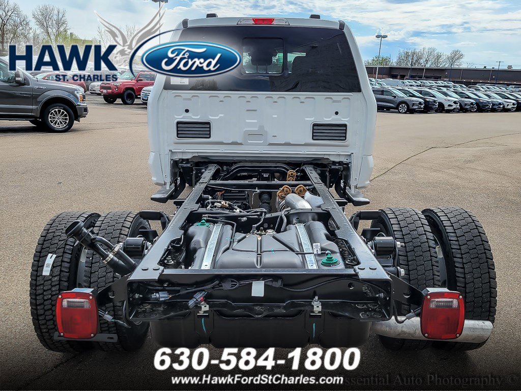 2025 Ford F-450 XL photo 4