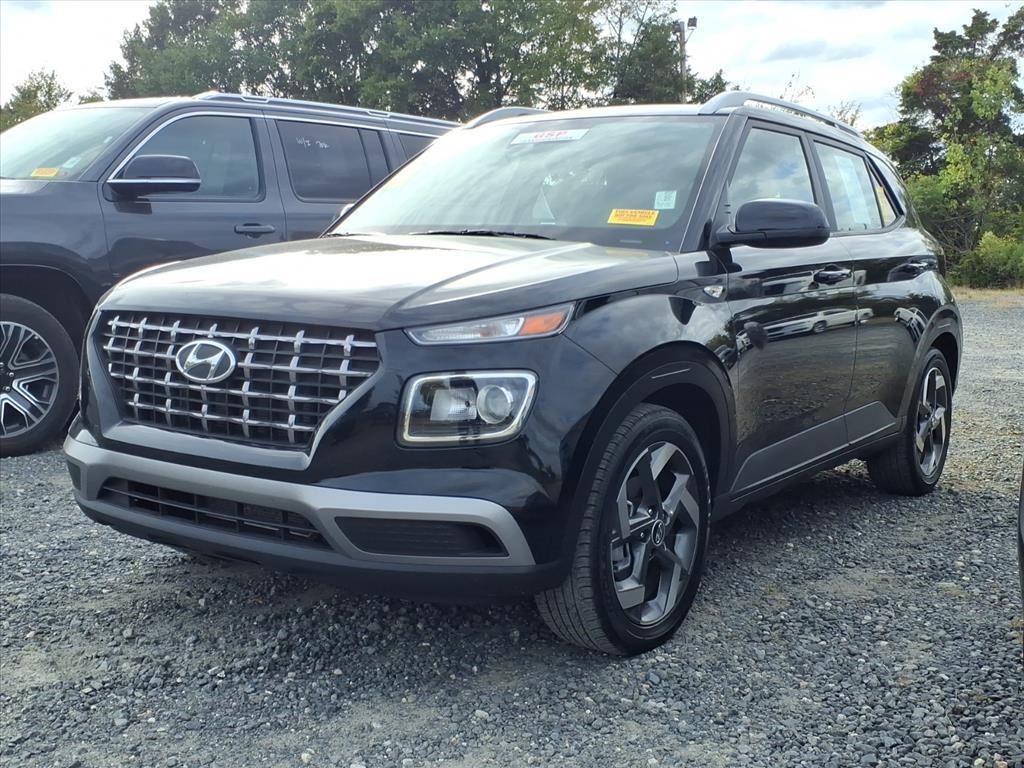 2024 Hyundai Venue SEL