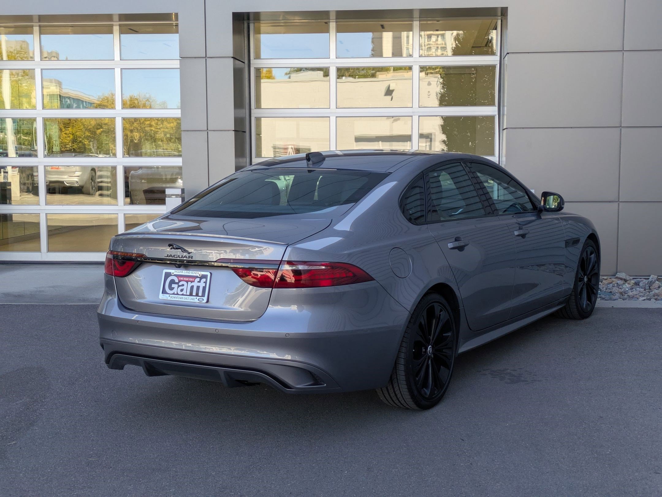 2024 Jaguar XF P300 R-Dynamic SE AWD photo 5