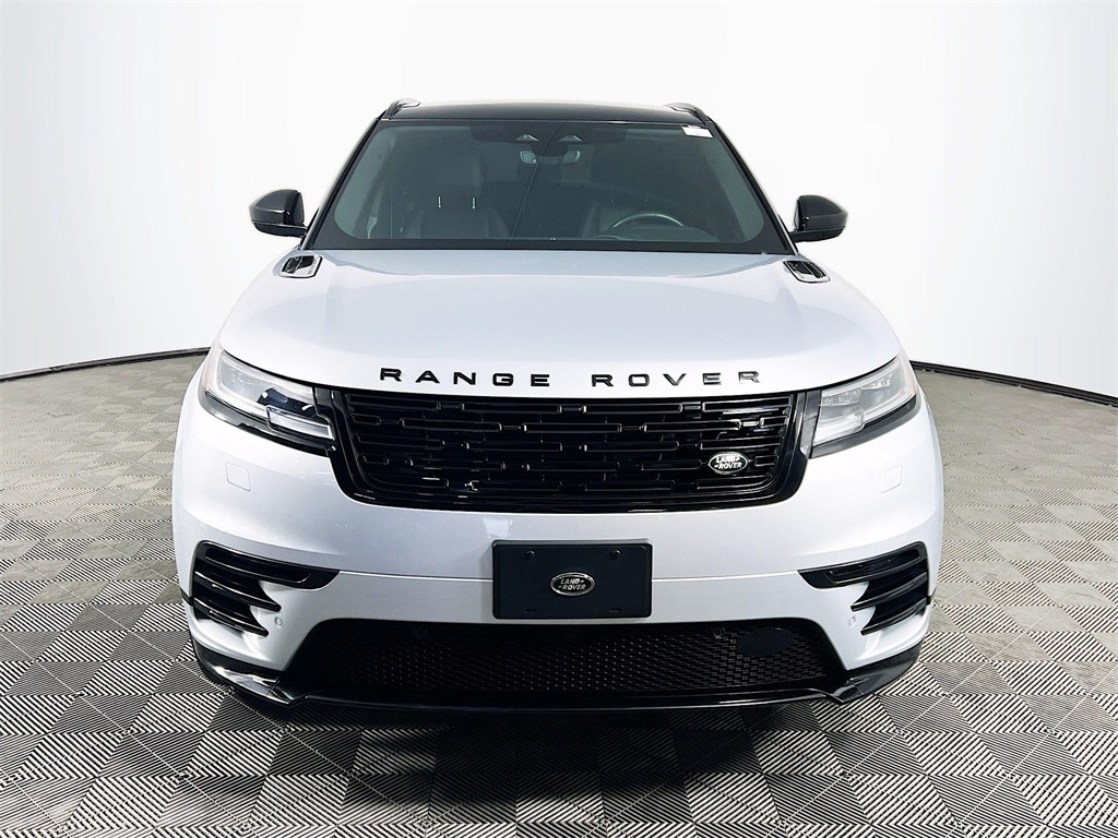 2025 Land Rover Range Rover Velar SE photo 2