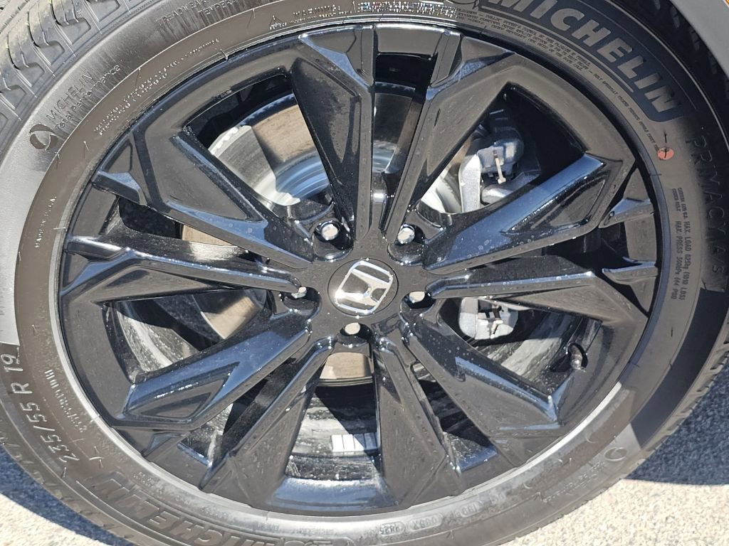 2026 Honda CR-V Hybrid Sport Touring photo 2