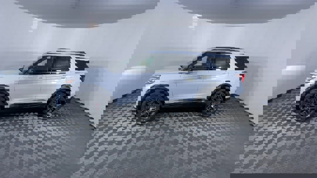 2026 Ford Explorer ST photo 4