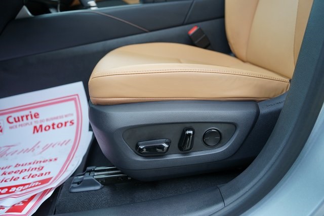 2025 LEXUS RX - Image 12