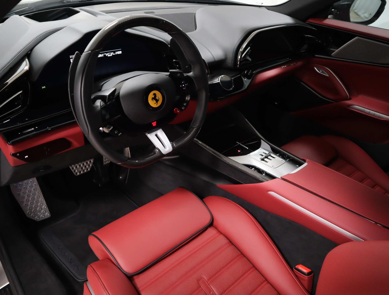 2024 Ferrari Purosangue photo 17