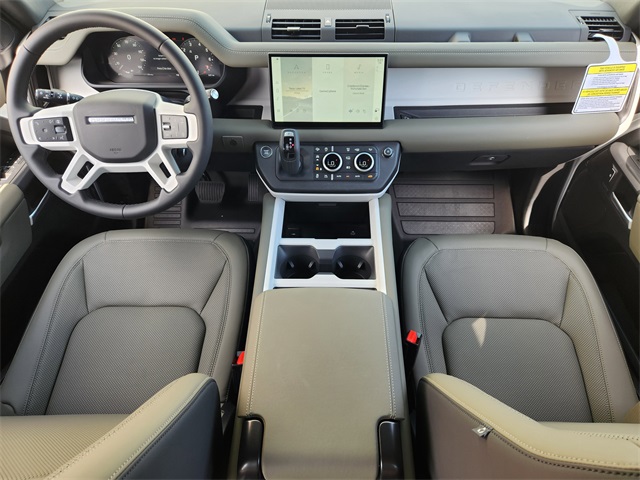 2025 Land Rover Defender 110 X-Dynamic SE photo 15