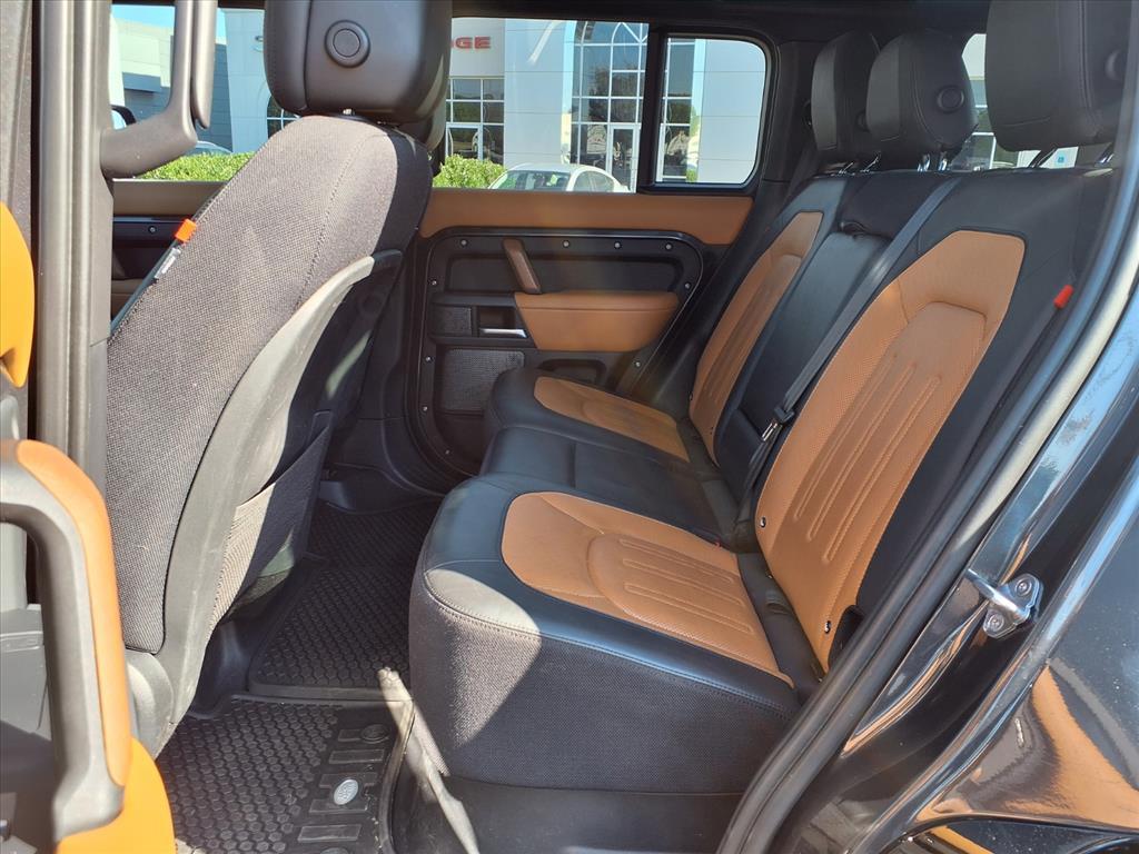 2023 Land Rover Defender 110 X photo 23