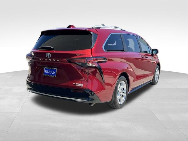 2024 Toyota Sienna Platinum photo 7