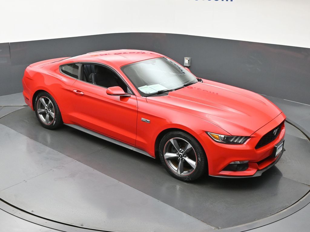 2015 Ford Mustang EcoBoost photo 2