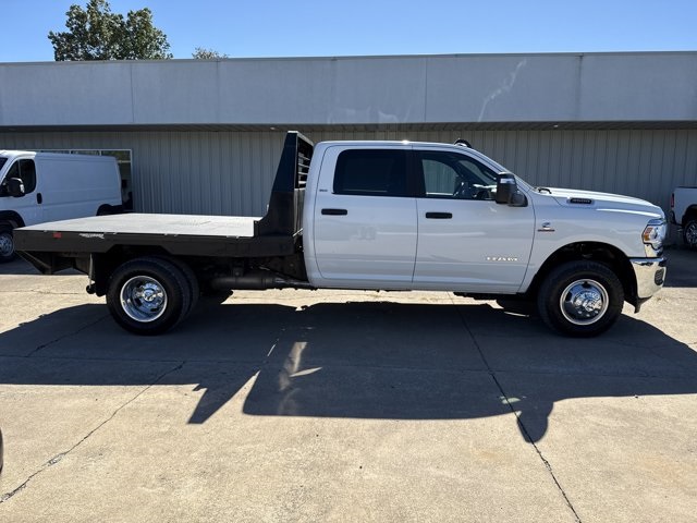 2024 Ram 3500 SLT photo 2