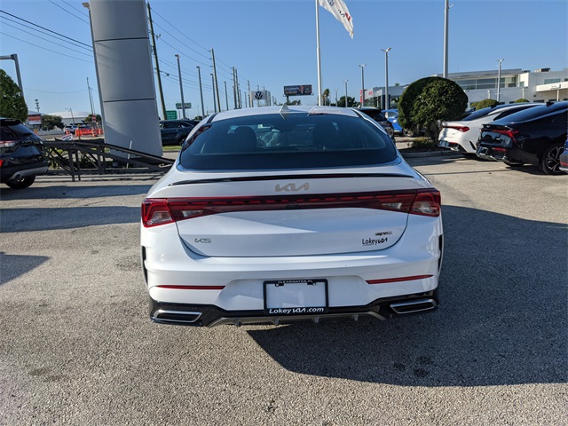2024 Kia K5 GT-Line photo 4