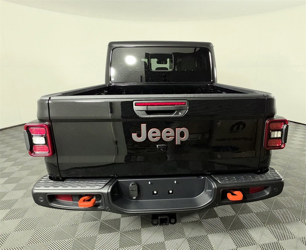 2025 Jeep Gladiator Mojave photo 3
