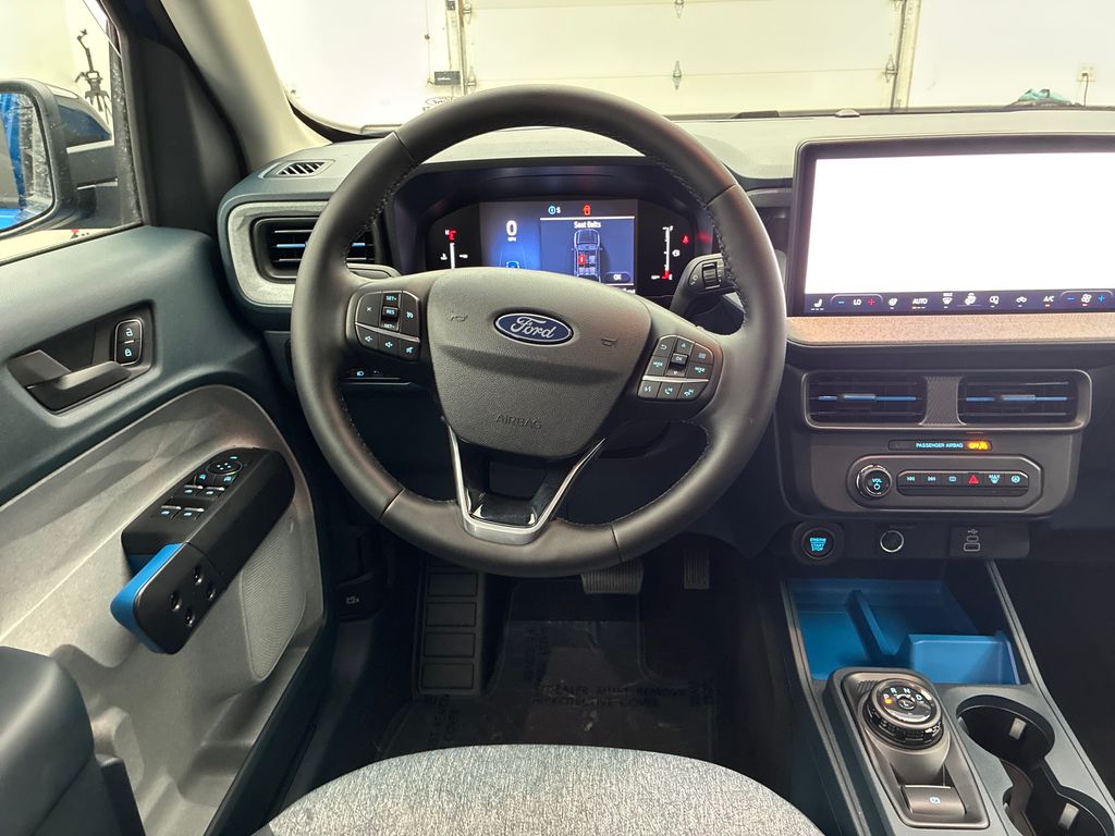 2025 Ford Maverick XLT photo 13