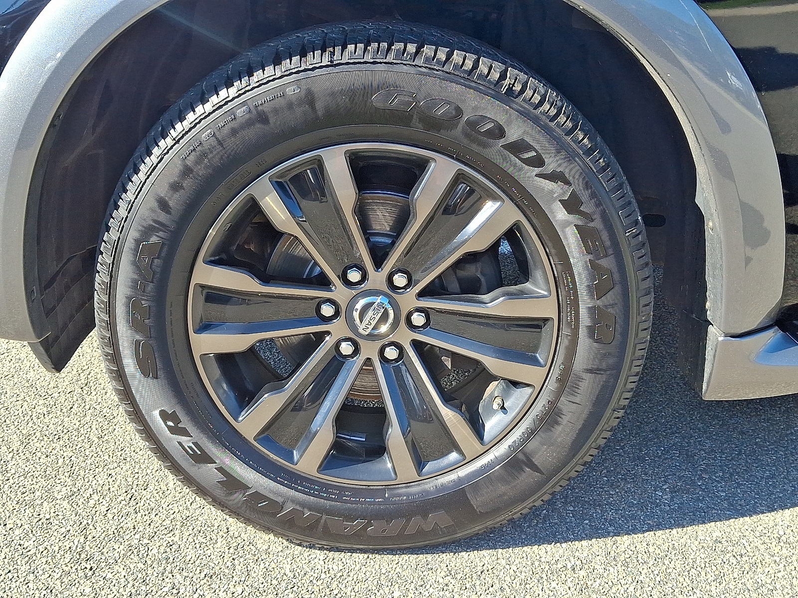 2017 Nissan Armada Platinum photo 8