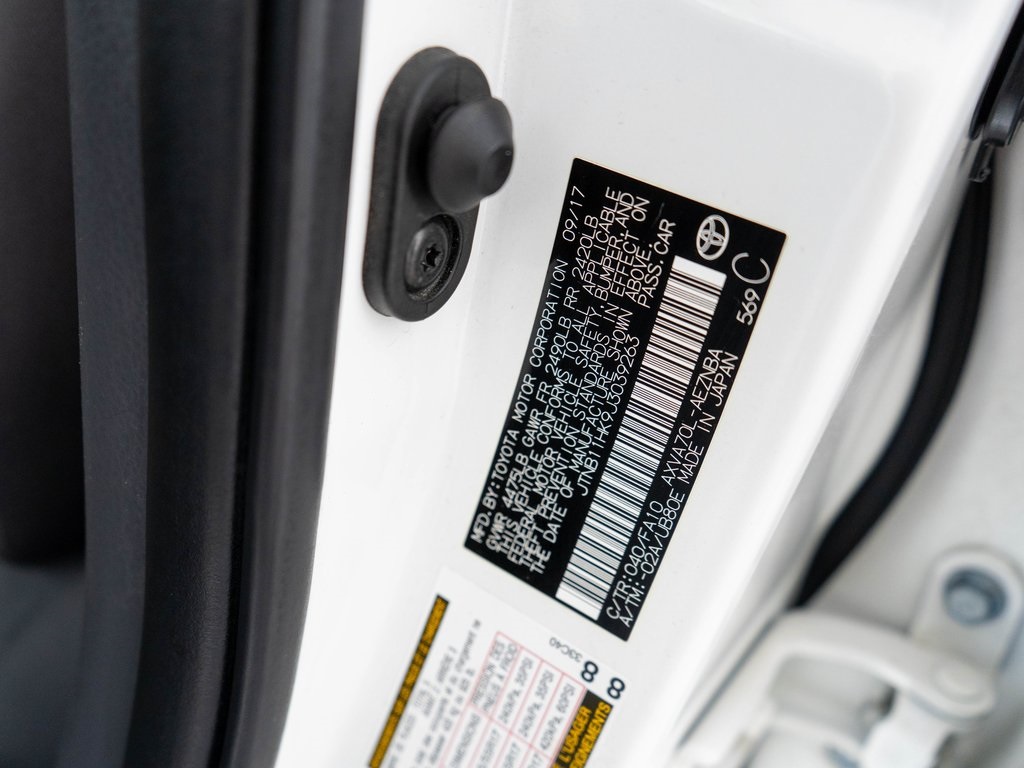 2018 Toyota Camry XLE XSE photo 30