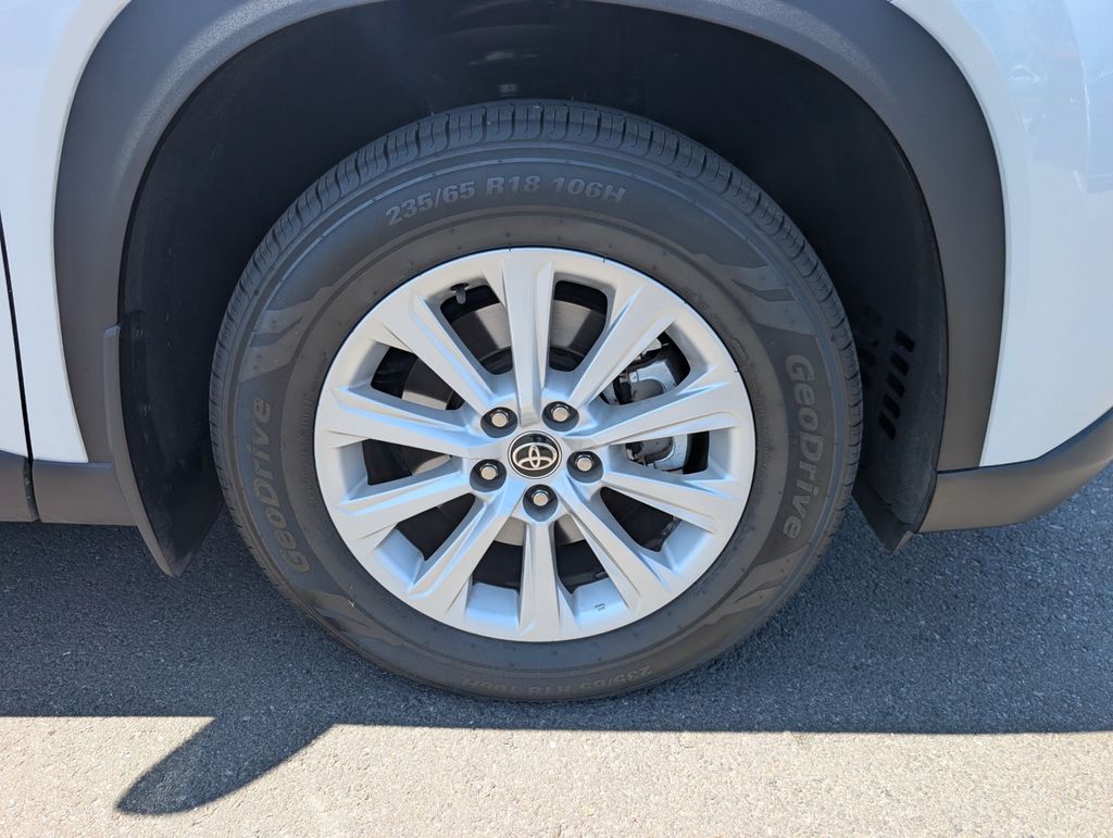 2024 Toyota Grand Highlander Limited photo 26
