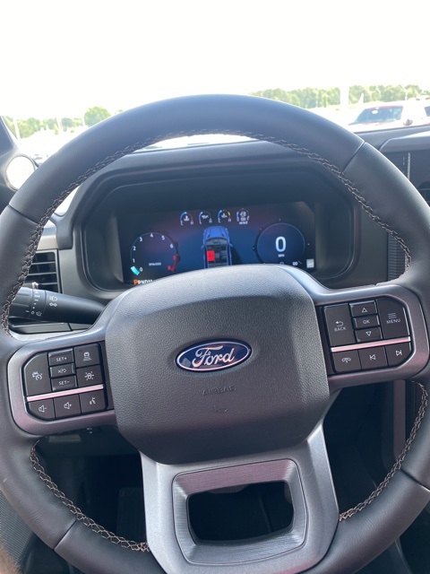 2025 Ford F-150 Lariat photo 19