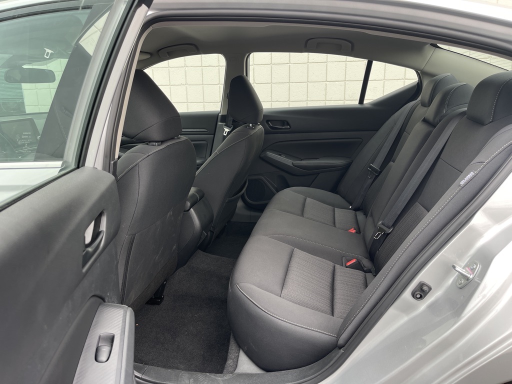 2025 Nissan Altima 2.5 SV photo 13