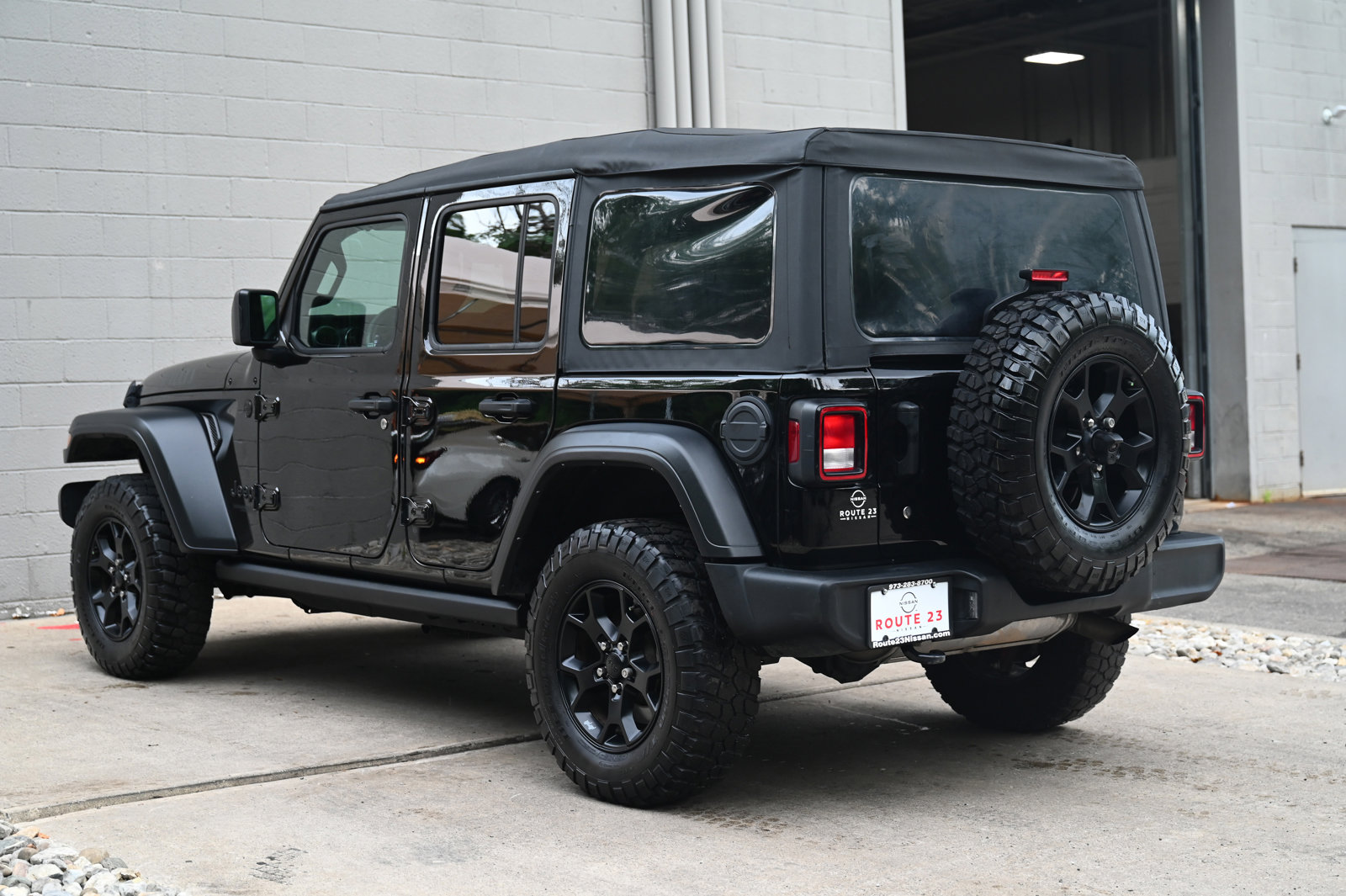 2021 Jeep Wrangler Unlimited Willys Sport photo 8
