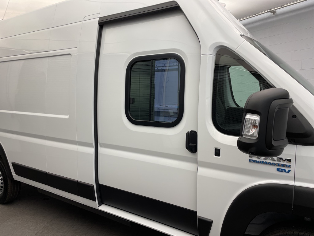 2025 Ram ProMaster 3500 photo 10