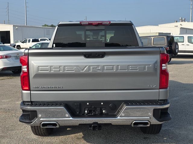 2024 Chevrolet Silverado 1500 LTZ photo 4