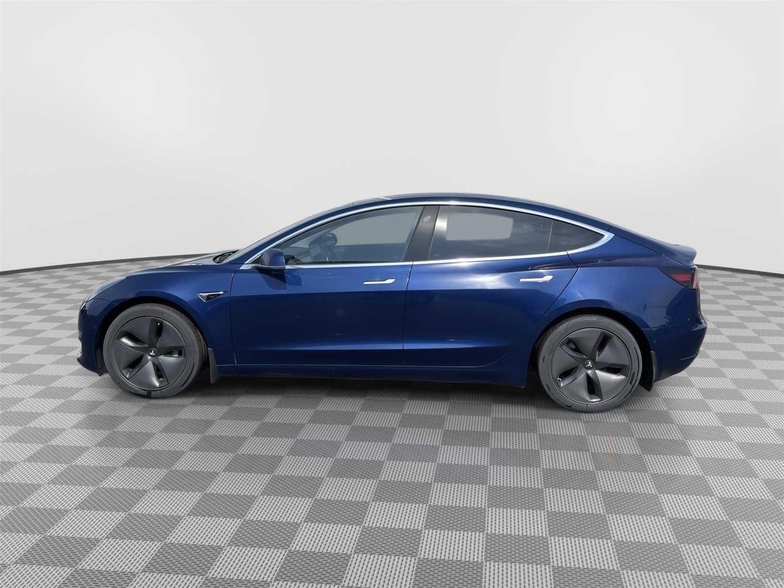Used 2018 Tesla Model 3 Long Range Dual Motor with VIN 5YJ3E1EB6JF114859 for sale in Moses Lake, WA