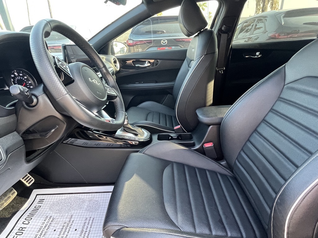 2024 Kia Forte GT-Line photo 14