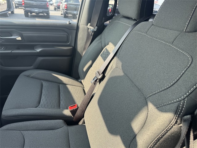 2025 Ram 1500 Tradesman photo 28