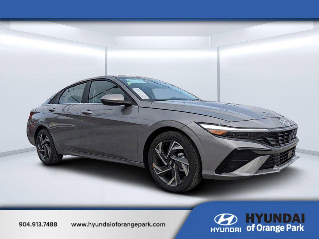2025 Hyundai Elantra Limited's photo