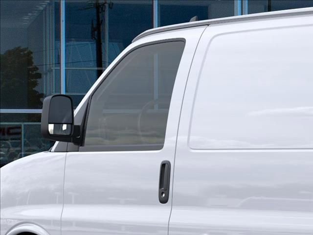 2025 Gmc Savana Cargo 2500 photo 2