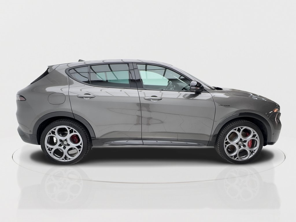 2024 Alfa Romeo Tonale Veloce photo 4
