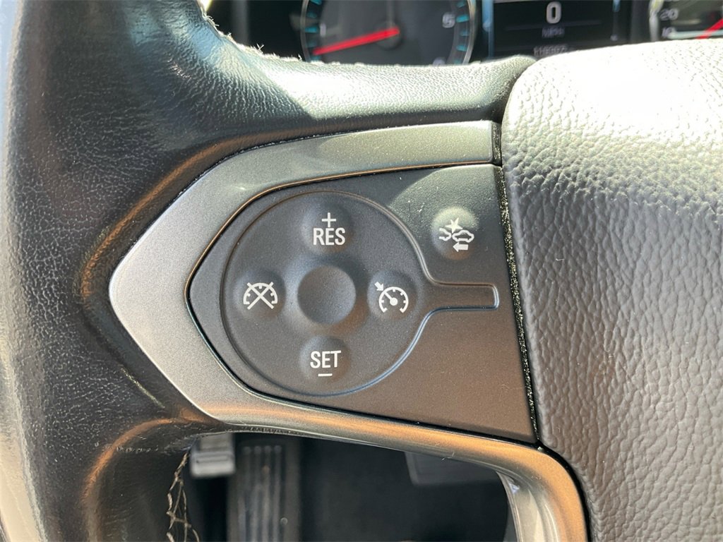 2018 Chevrolet Suburban LT photo 31