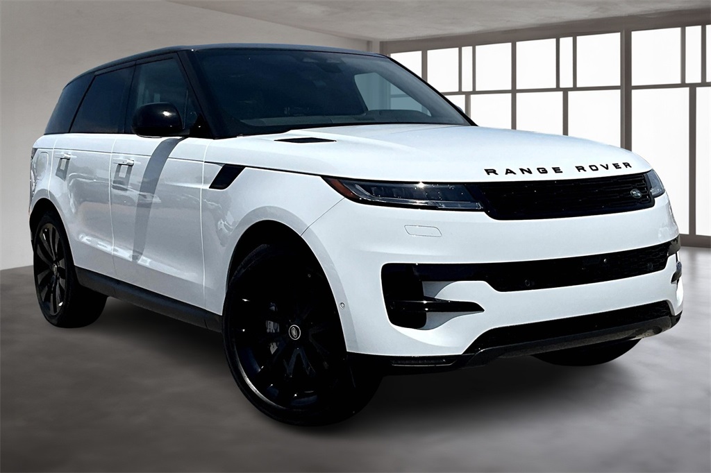 2025 Land Rover Range Rover Sport SE photo 2