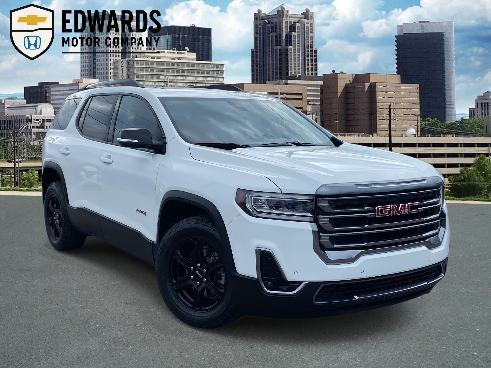 2022 GMC Acadia AT4's photo