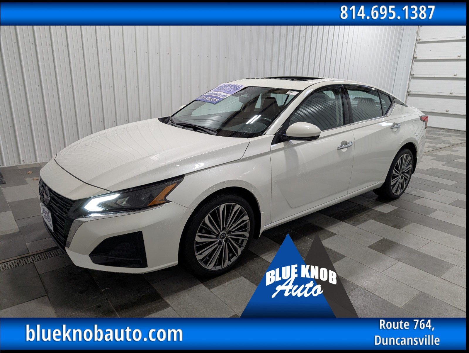 2023 Nissan Altima SL's photo