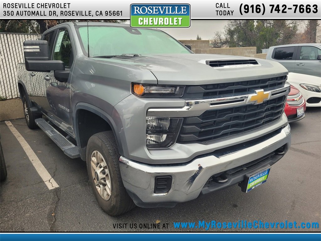 2024 Chevrolet Silverado 2500HD LT's photo