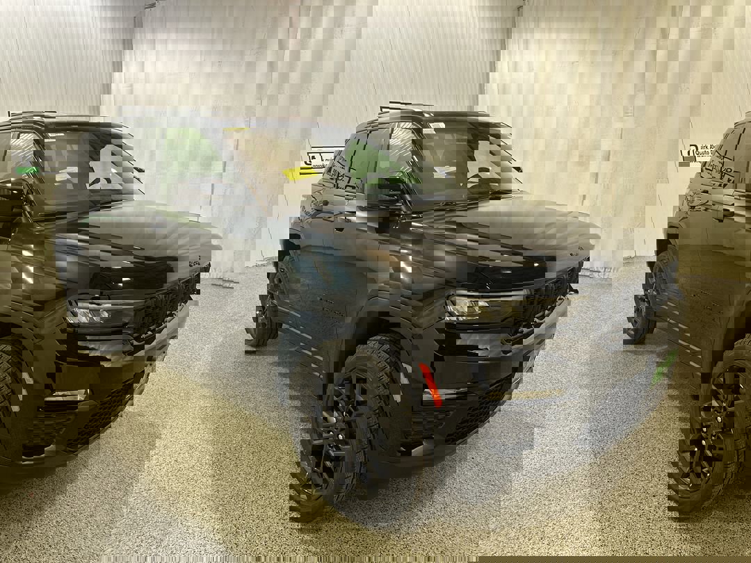 2025 Jeep Grand Cherokee Limited's photo