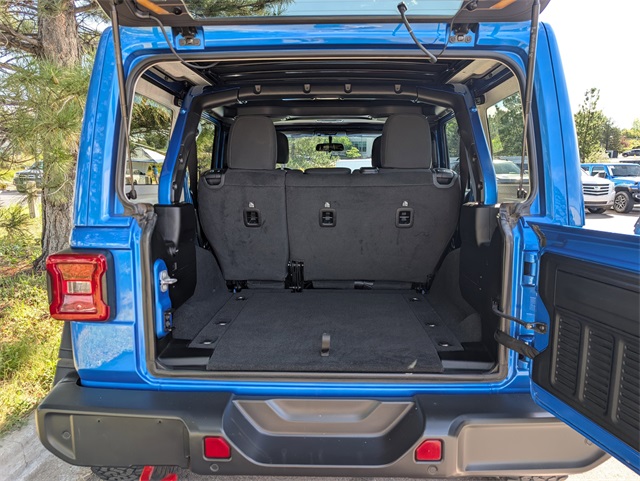2021 Jeep Wrangler Unlimited Rubicon photo 5