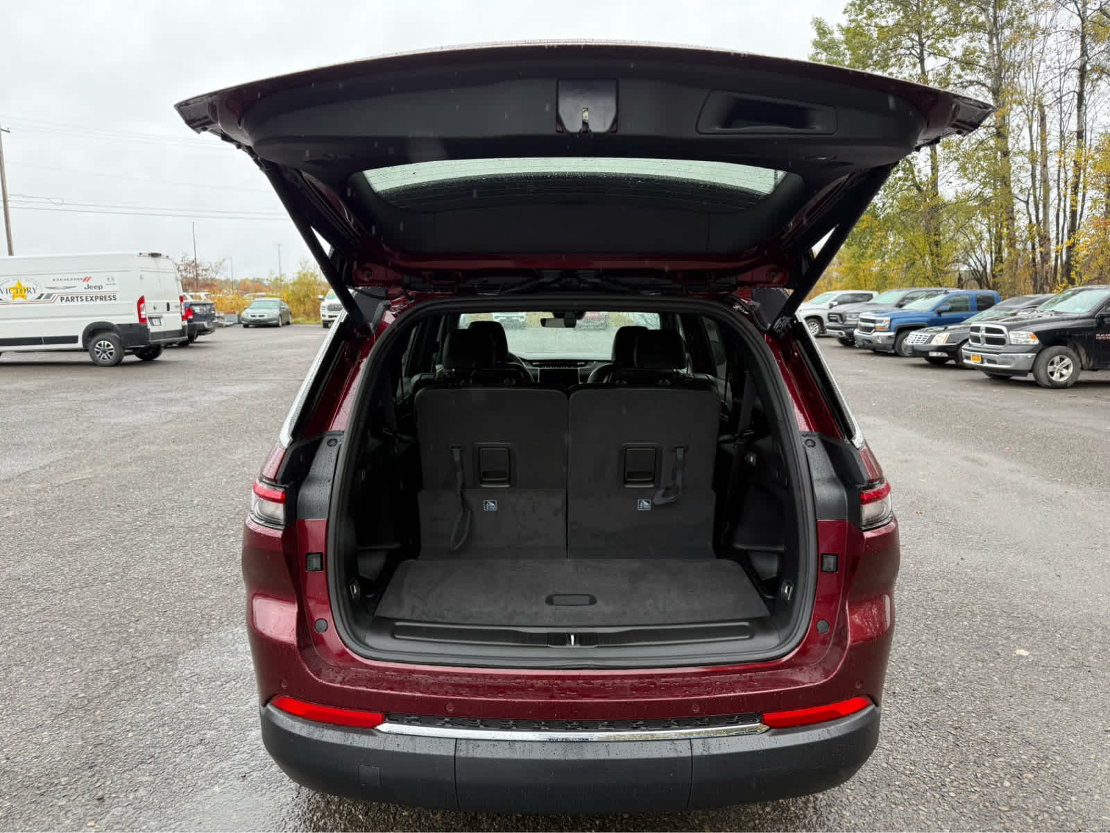 2025 Jeep Grand Cherokee Limited photo 4